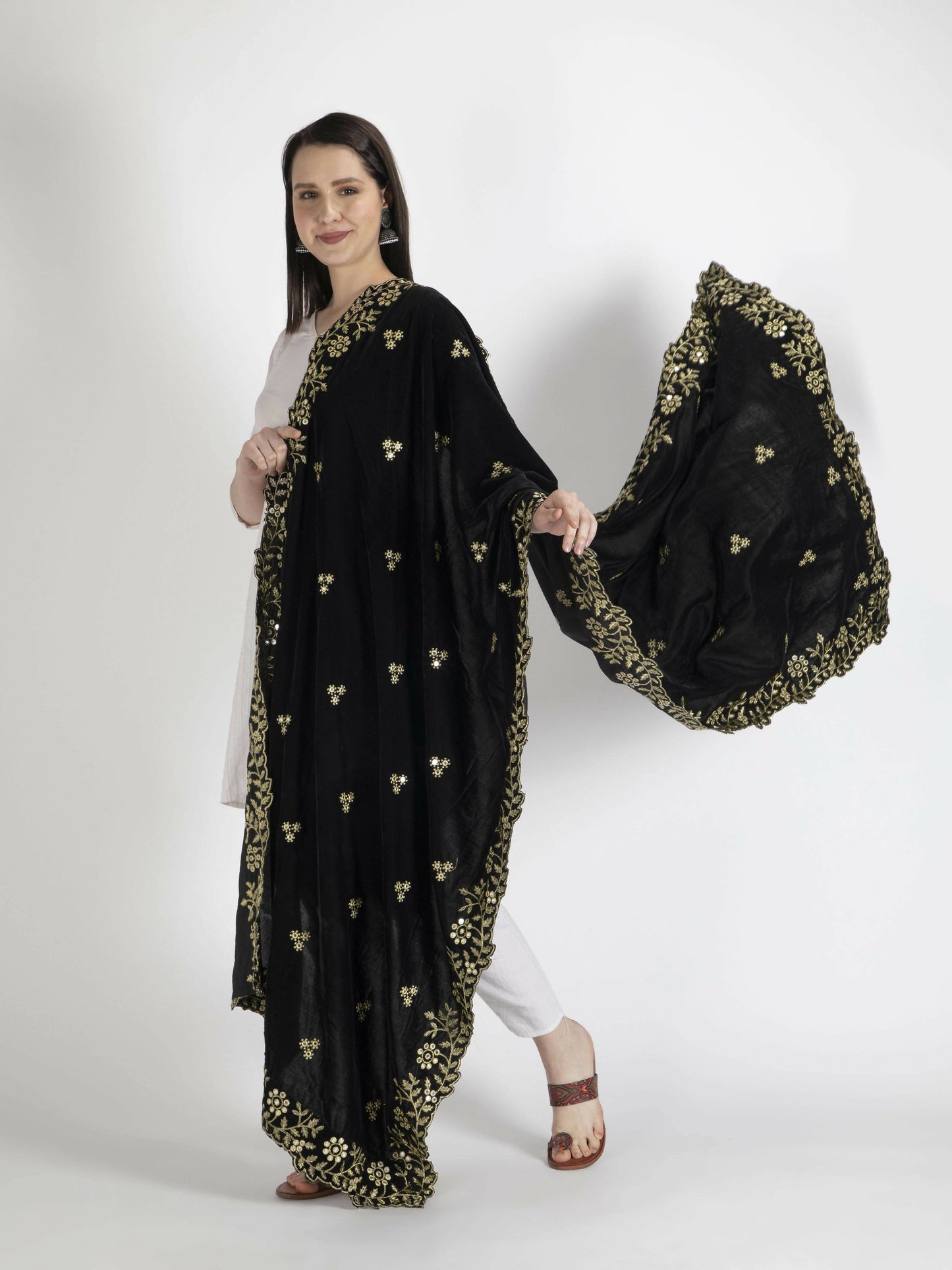 Black Embroidered Shawl Dupatta (Velvet) - HalfPe