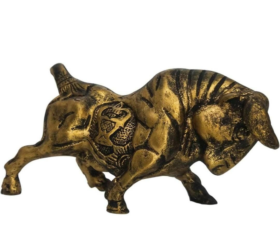 Brass Finish Bull Resin Statue for Home Decor (Pack of 1, Golden and Black) - HalfPe