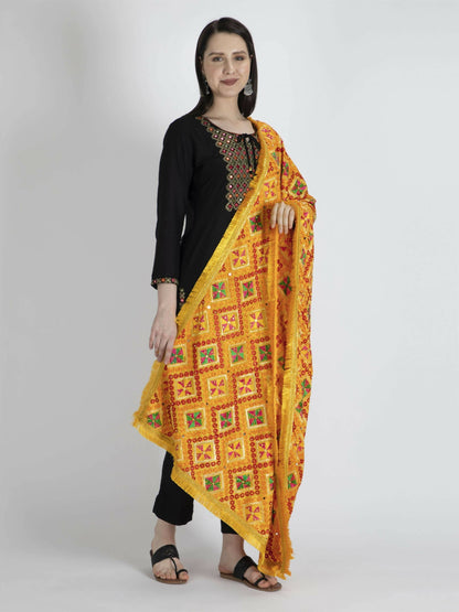 Multicolour design Phulkari dupatta with Heavy Lace (Yellow) - HalfPe