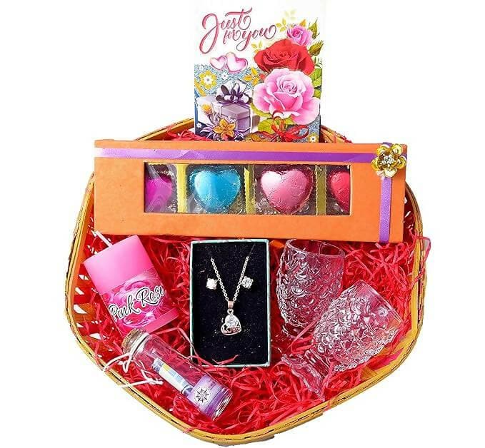 MANTOUSS Valentines Day gift for girlfriend/lover/wife/Valentines Day gift hampe - HalfPe