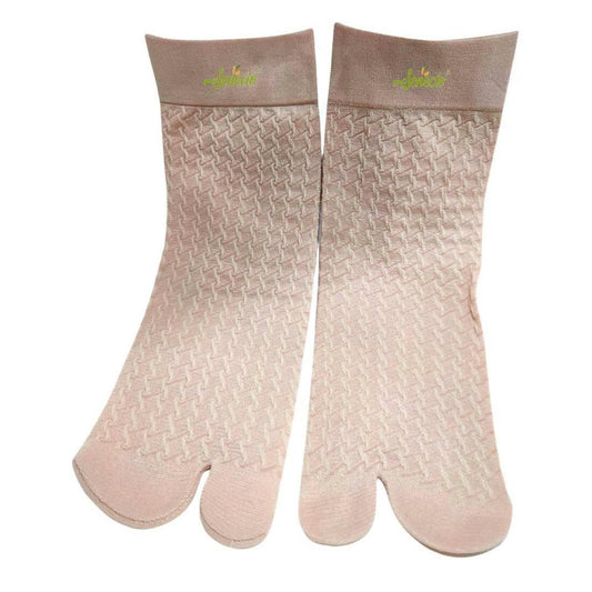 SENECIO Women's Geometric Wave Knit Thumb Stretchable Socks (Beige) - HalfPe