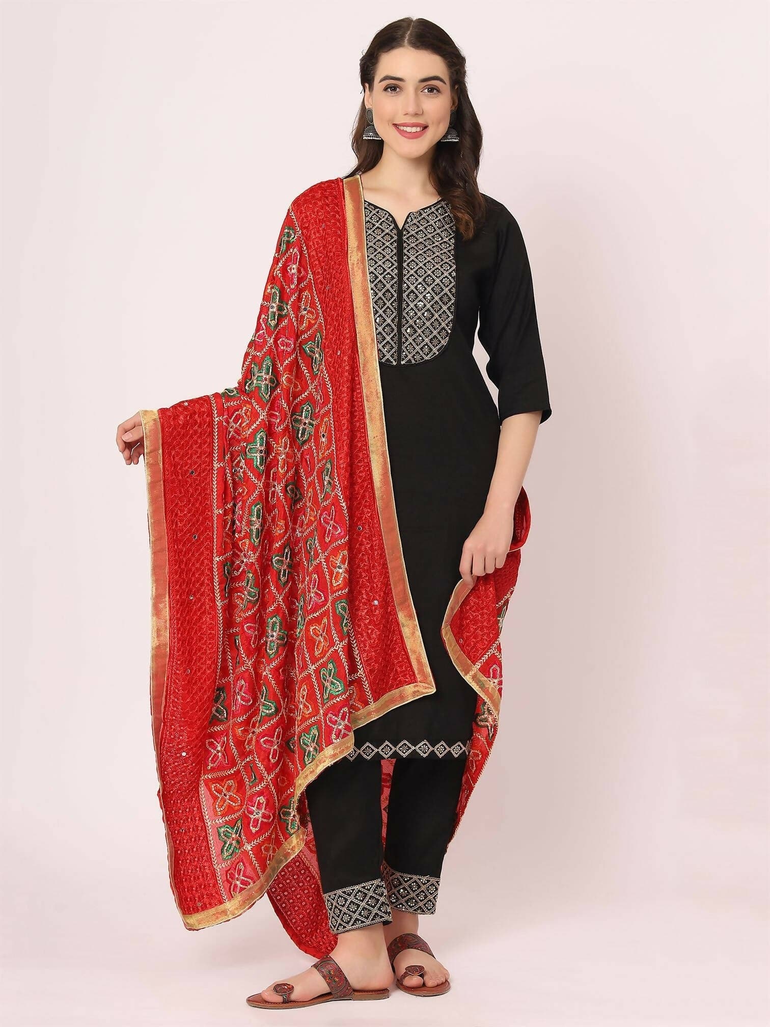 Red Embroidery Phulkari Dupatta With Mirror Work - HalfPe