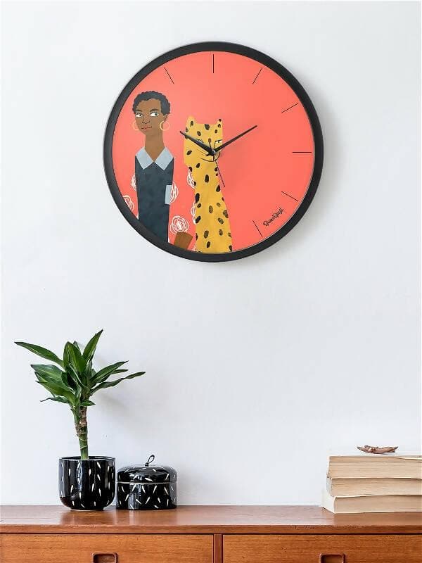 Elegant Leopard Analog Wall Clock - HalfPe