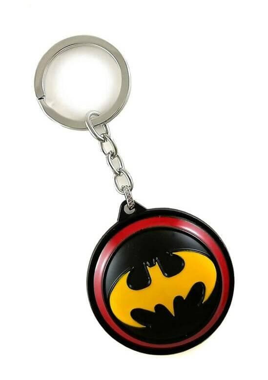 Batman Metal Keychain Emblematic Hero Accessory - HalfPe