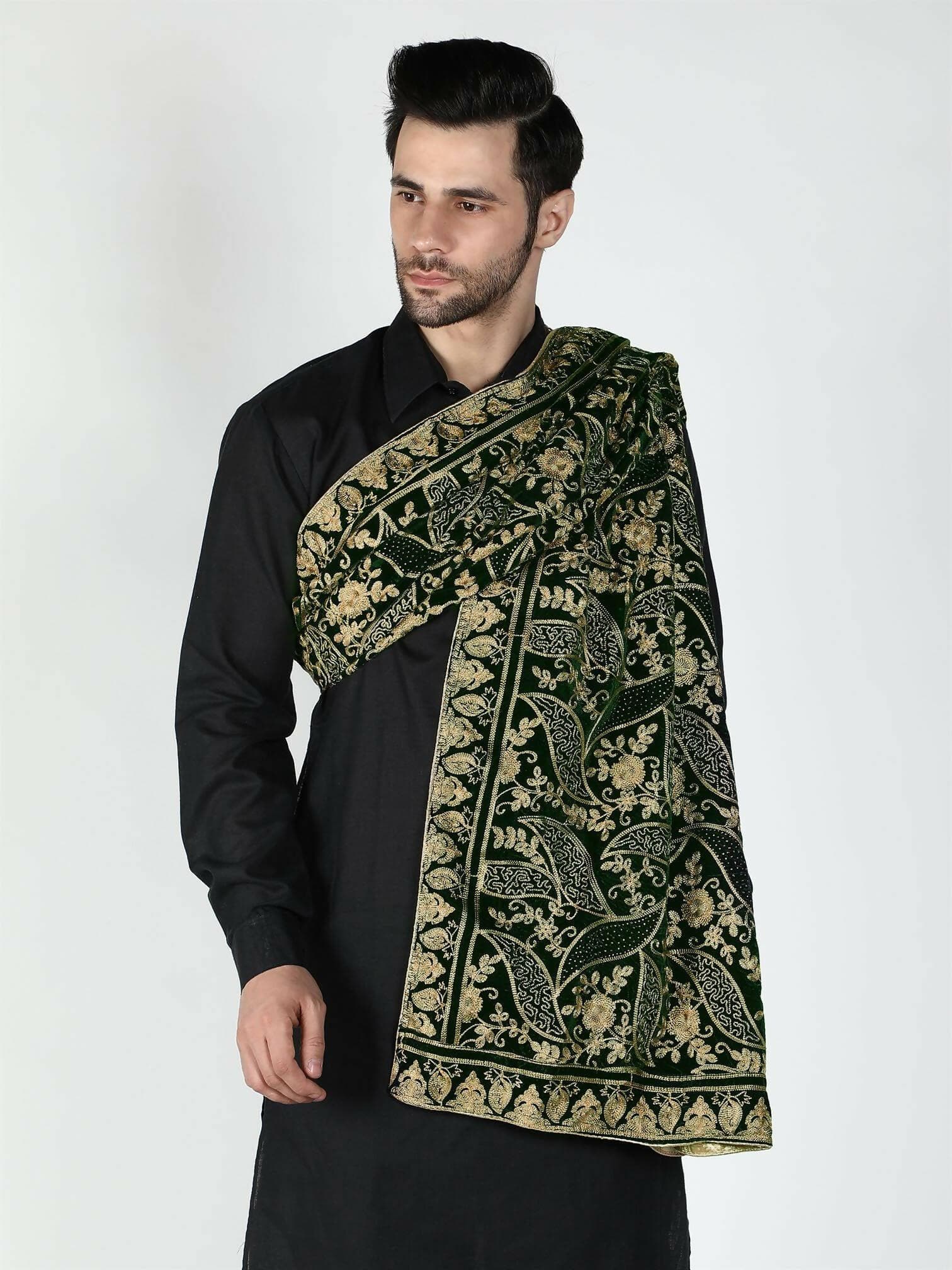 Moda Chales Men's Shawl (Green) - HalfPe