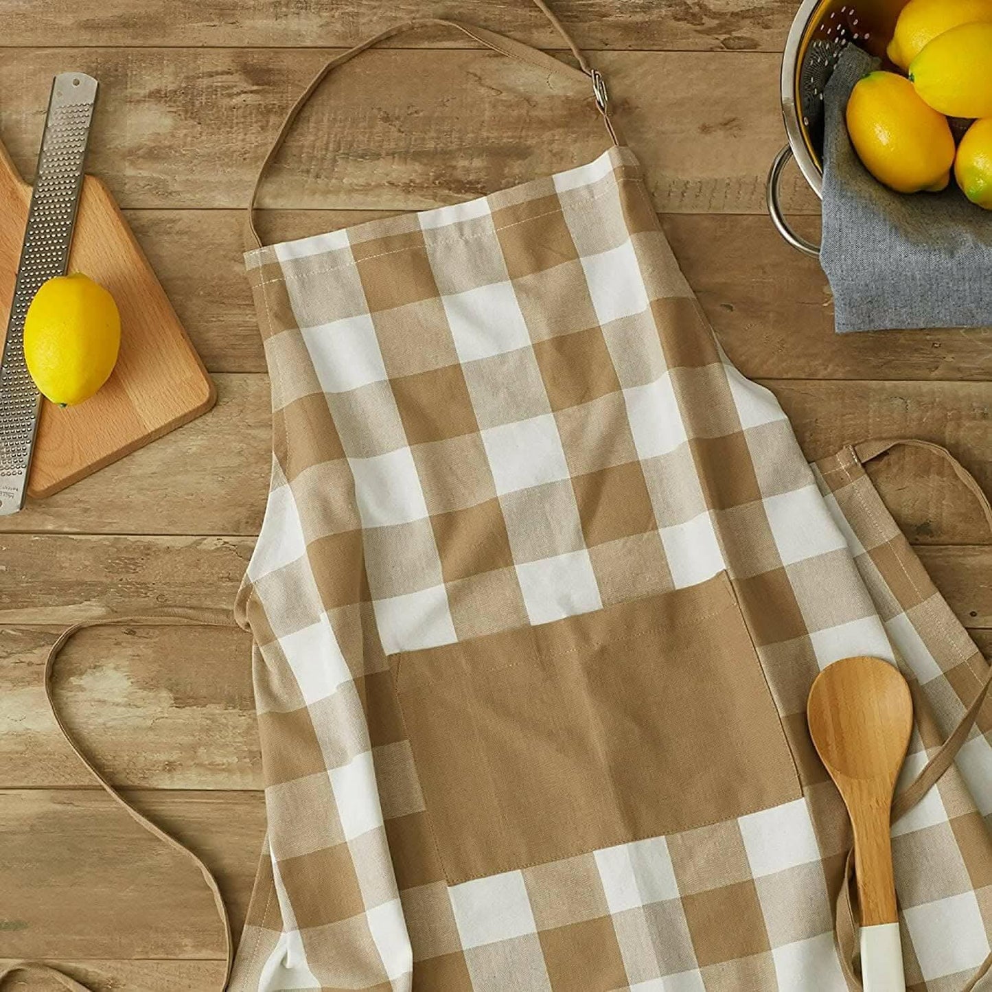 Lushomes Apron for Women, Checks Kitchen Apron for Men, Cooking Apron, apron for kitchen, kitchen dress for cooking, cotton apron for women, Size 70x80 cms, Colour Beige. - HalfPe