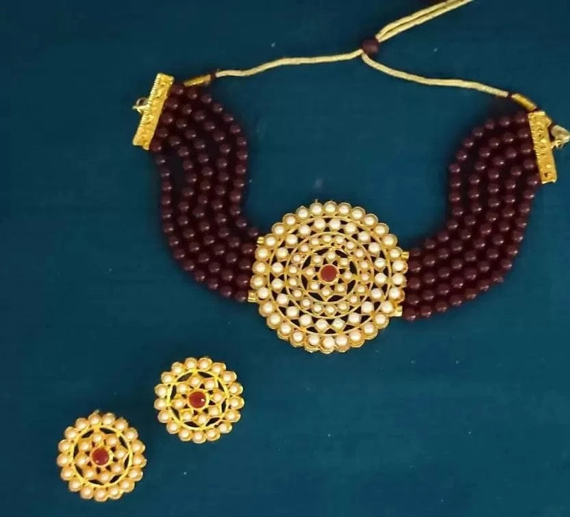 Alloy jewel necklace with earring set (maroon) | MANATH - halfpeapp