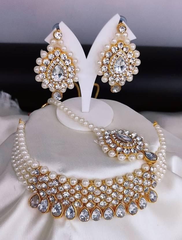 Alloy jewel set with white stones | MANATH - halfpeapp