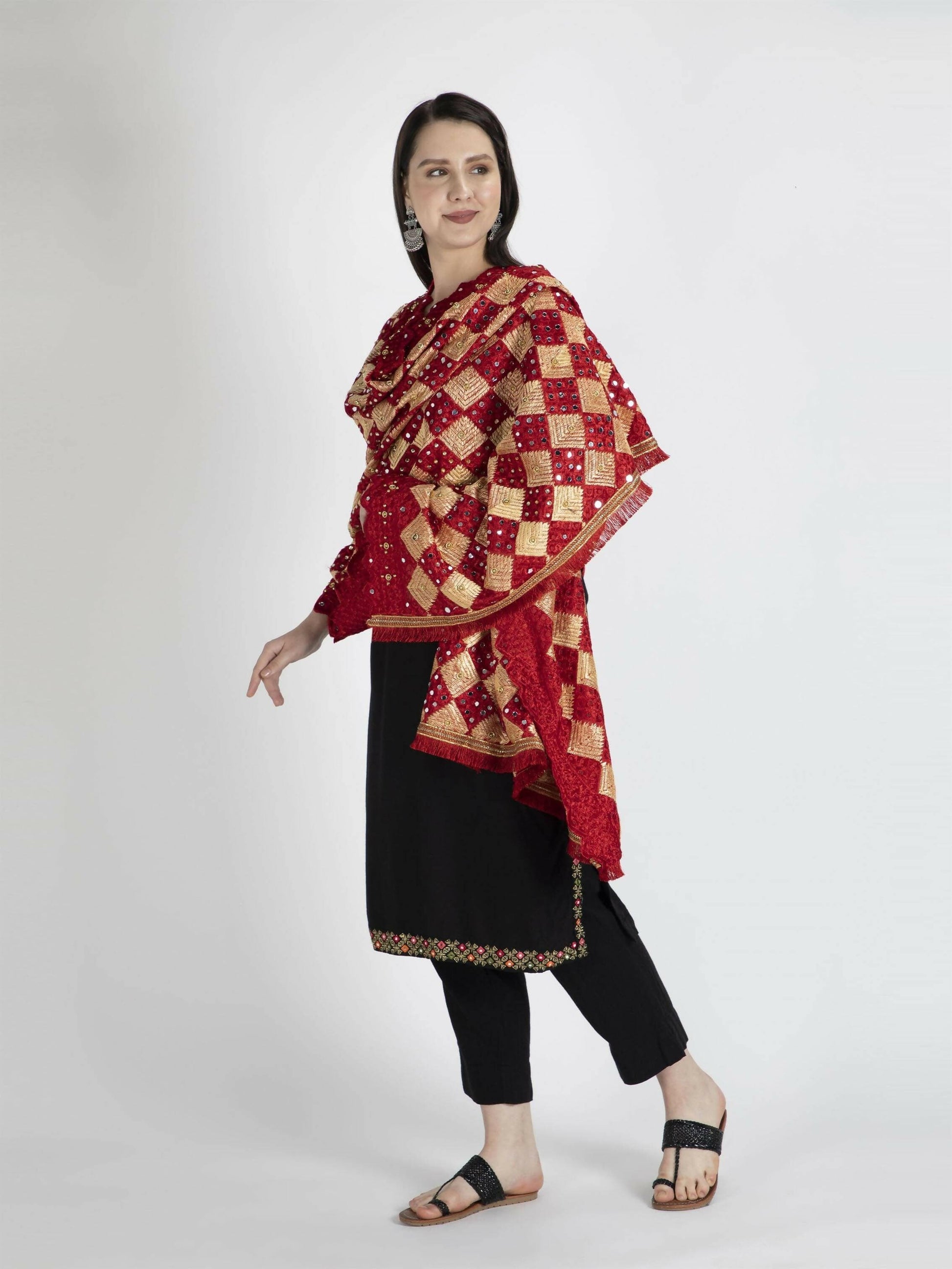 Phulkari Dupatta with Mirror Work (red) - HalfPe