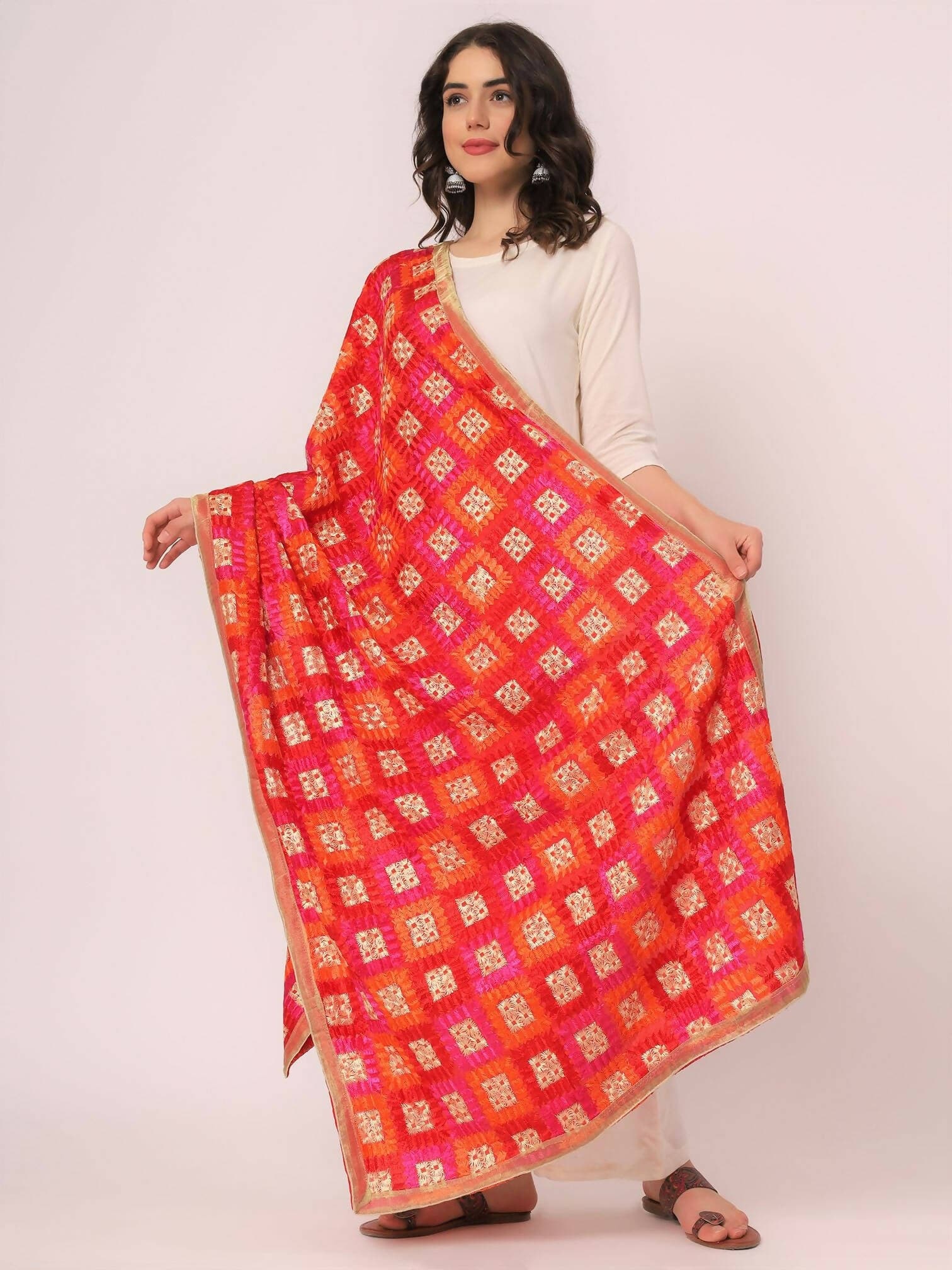 Red Multicolour Embroidery Phulkari Dupatta - HalfPe