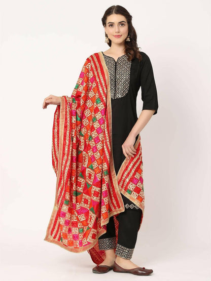 Red Multicolour Embroidery Phulkari Dupatta - HalfPe