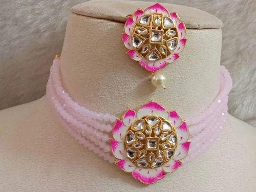 Chokar necklace with mangtika (baby pink) - halfpeapp