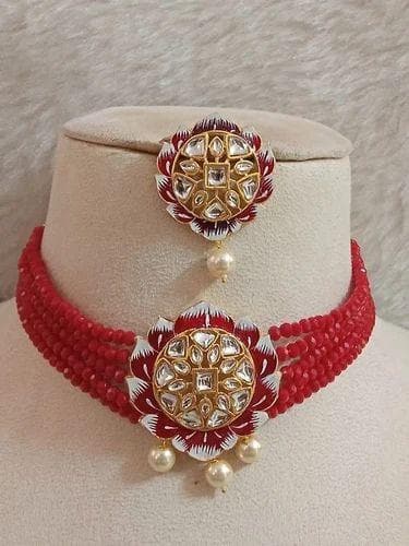 Chokar necklace with mangtika (red) - halfpeapp