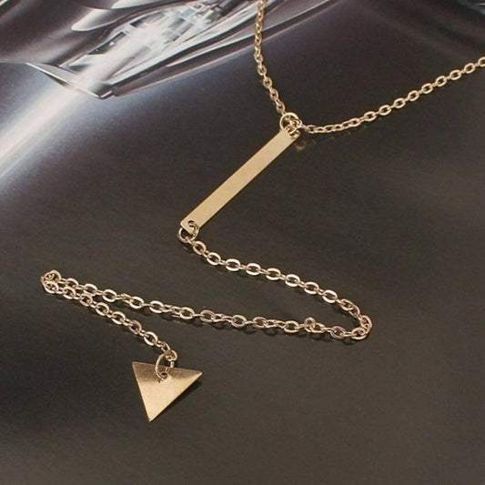 Pinapes Trendy Fashionable Single Layered Triangle Silver Plated Choker Chain Pendant Necklace - HalfPe