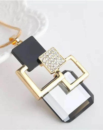 Pinapes Stylish Crystal Square Chain Silver Platinum Plated Pendant Necklace for Women (Black) - HalfPe