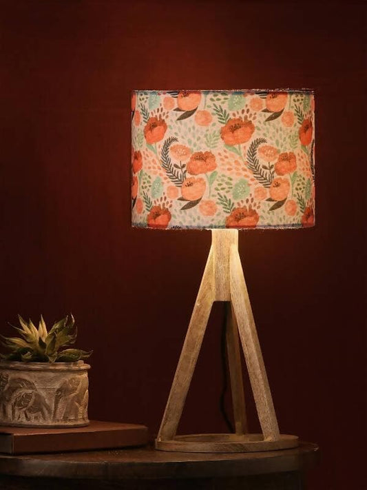 Red Roses Trio Wooden Lamp - HalfPe