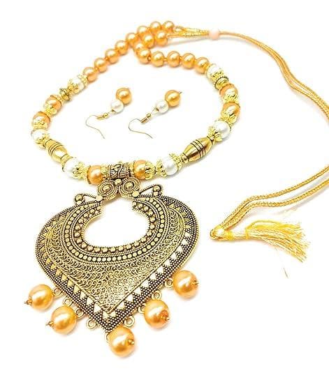 Golden handmade designer wedding pendent stylish necklace - halfpeapp