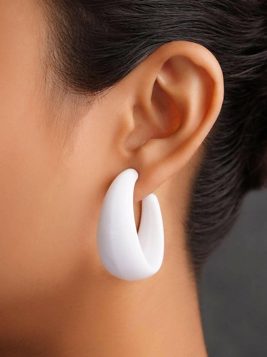 Pinapes fashion simple personality trendy hoop earrings acrylic c shape chunky earrings(white) - HalfPe