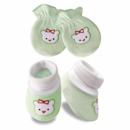 KIDS AND BEBS New Born Baby Mitten And Booties Set ( light green ) - halfpeapp