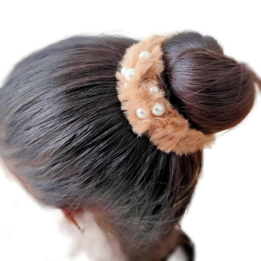 SENECIO Set White & Matching Pearl Love Moti Fluffy Fur Soft Multicolor Rubber Band Hair Tie Scrunchies (PEARL WHITE) - HalfPe