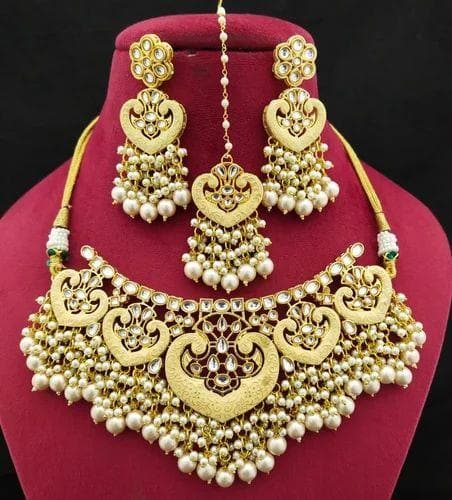 Kundan painting necklace with earrings and mangtika - halfpeapp