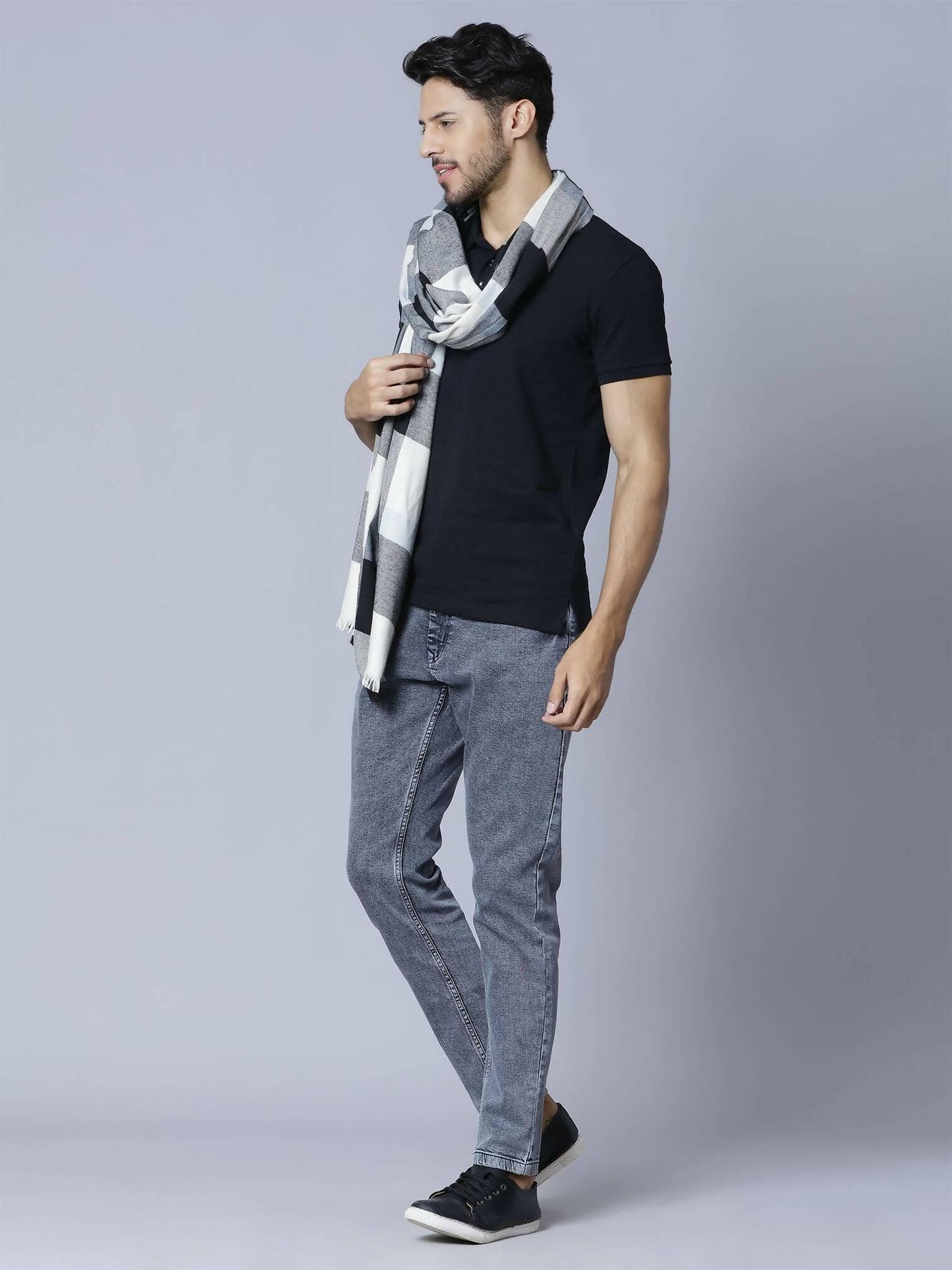 Black & White Unisex Pashmina Stole - HalfPe