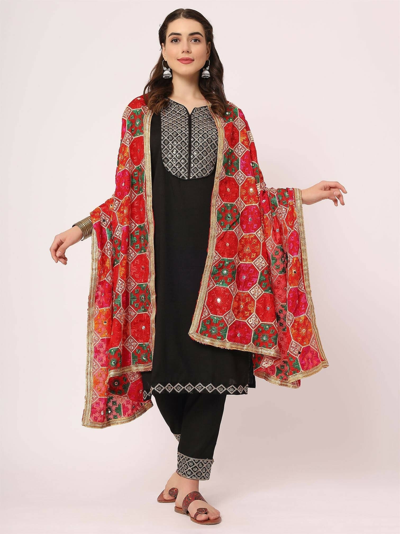 Red Multicolour Embroidery Phulkari Dupatta - HalfPe