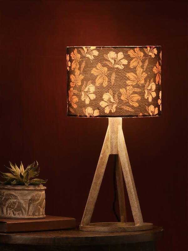 Black Flower Trio Wooden Lamp - HalfPe