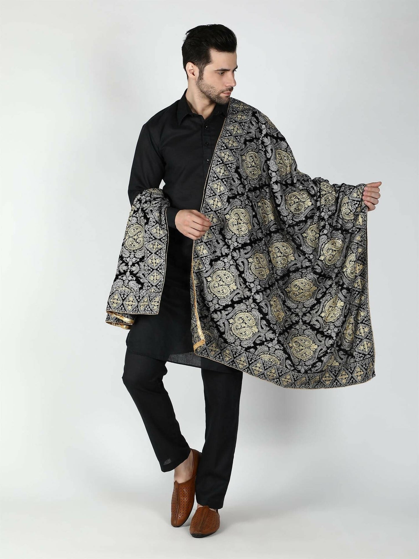 Moda Chales Velvet Dupatta Shawl (Black Silver Gold ) - HalfPe