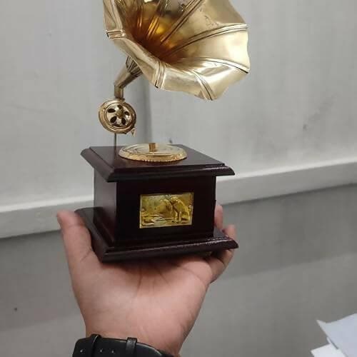 Santarms Gramophone Antique Music Decorative Canon Brass Showpiece - HalfPe