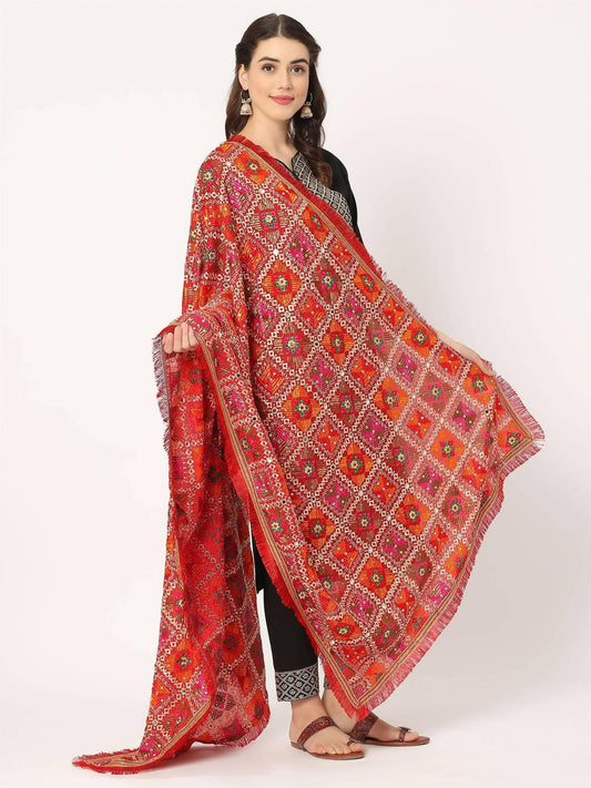 Red Multicolour Embroidery Phulkari Dupatta With Beads - HalfPe