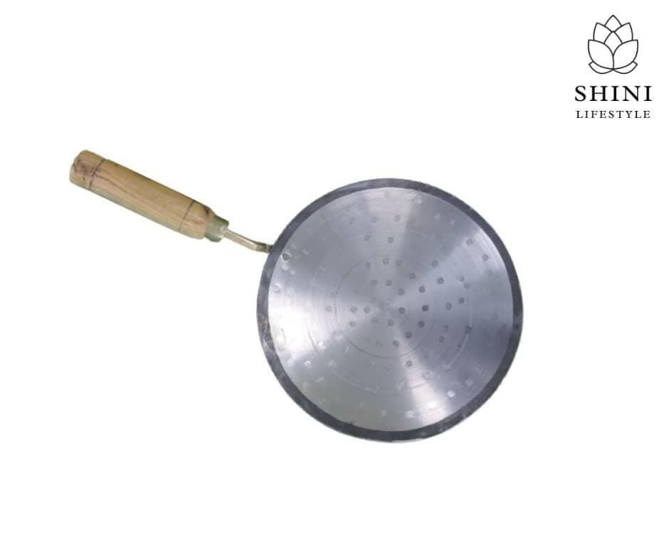 SHINI Lifestyle Roti/Chapati tawa Iron with Wooden Handle Tawa 25 cm Diameter (Iron) - HalfPe