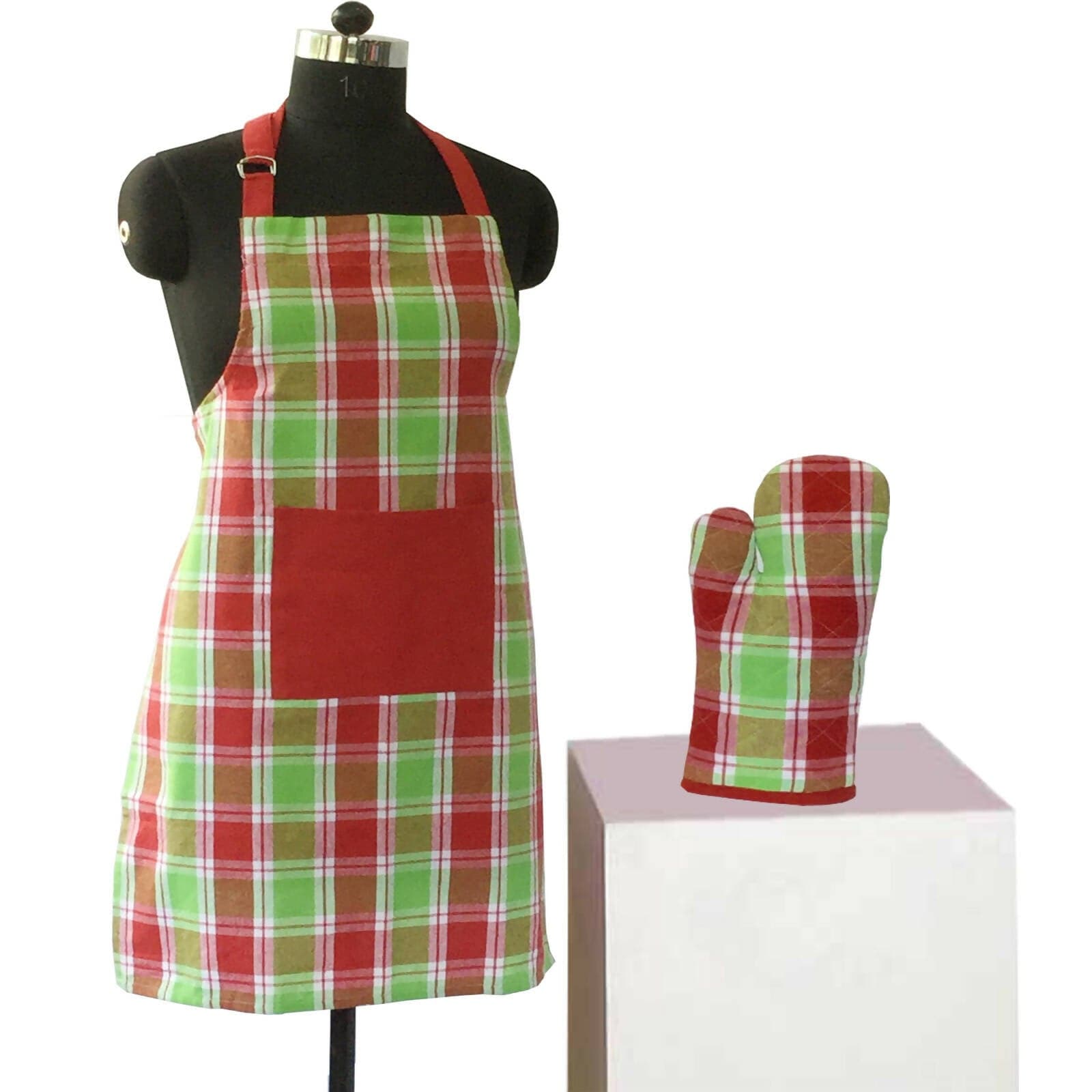 Lushomes Checks red and Green Kitchen Cooking Apron Set for Women, apron for kitchen, kitchen apron for women, (2 Pc Set, Oven Glove 17 x 32 cm, Apron 60 x 80 cms) - HalfPe