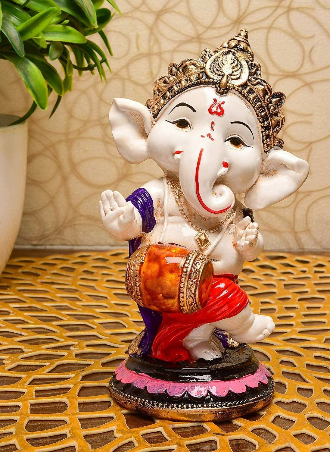 Dancing Ganesha Showpiece - HalfPe