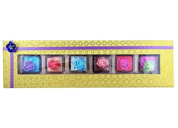 MANTOUSS Christmas Gift-Golden Designer Christmas Chocolate Box/Hamper+ Merry Cristmas Greeting Card+Santa Cap - HalfPe